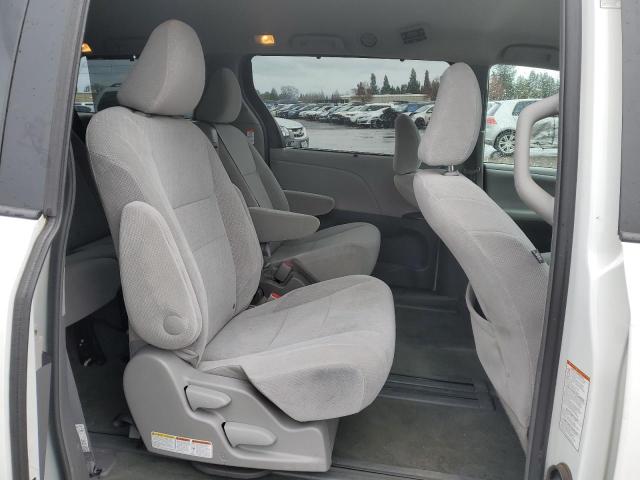 2017 TOYOTA SIENNA LE - 5TDKZ3DCXHS875440