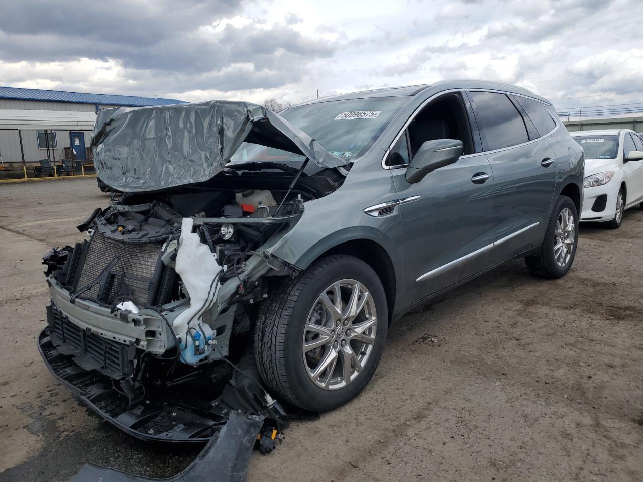 BUICK ENCLAVE ESSENCE