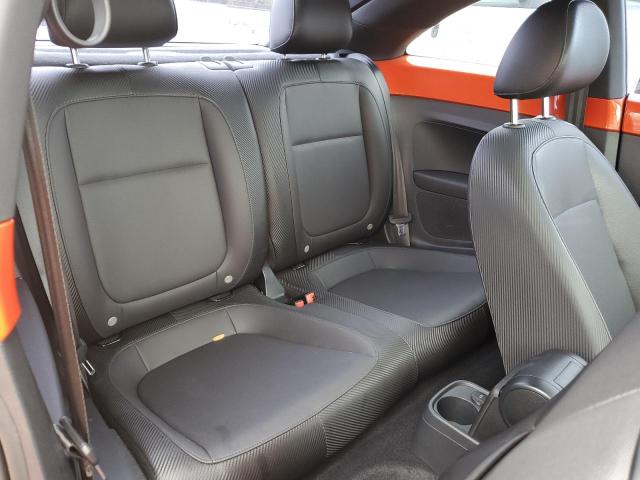 2019 VOLKSWAGEN BEETLE SE 3VWJD7AT1KM705770