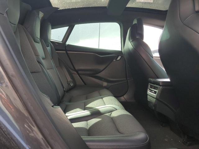 2018 TESLA MODEL S 5YJSA1E22JF272395