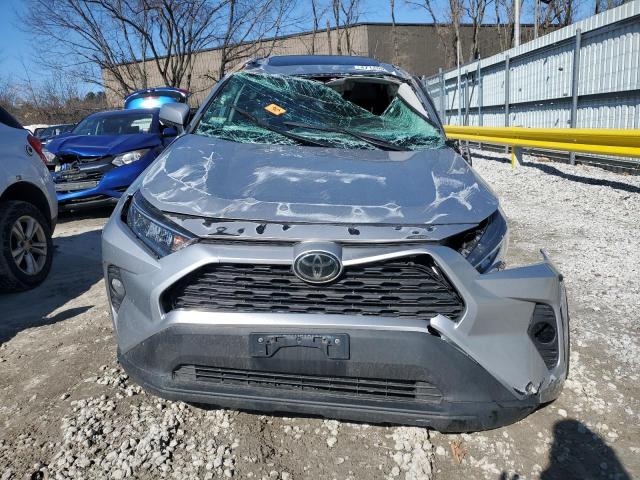 2019 TOYOTA RAV4 XLE - 2T3P1RFV0KC036001
