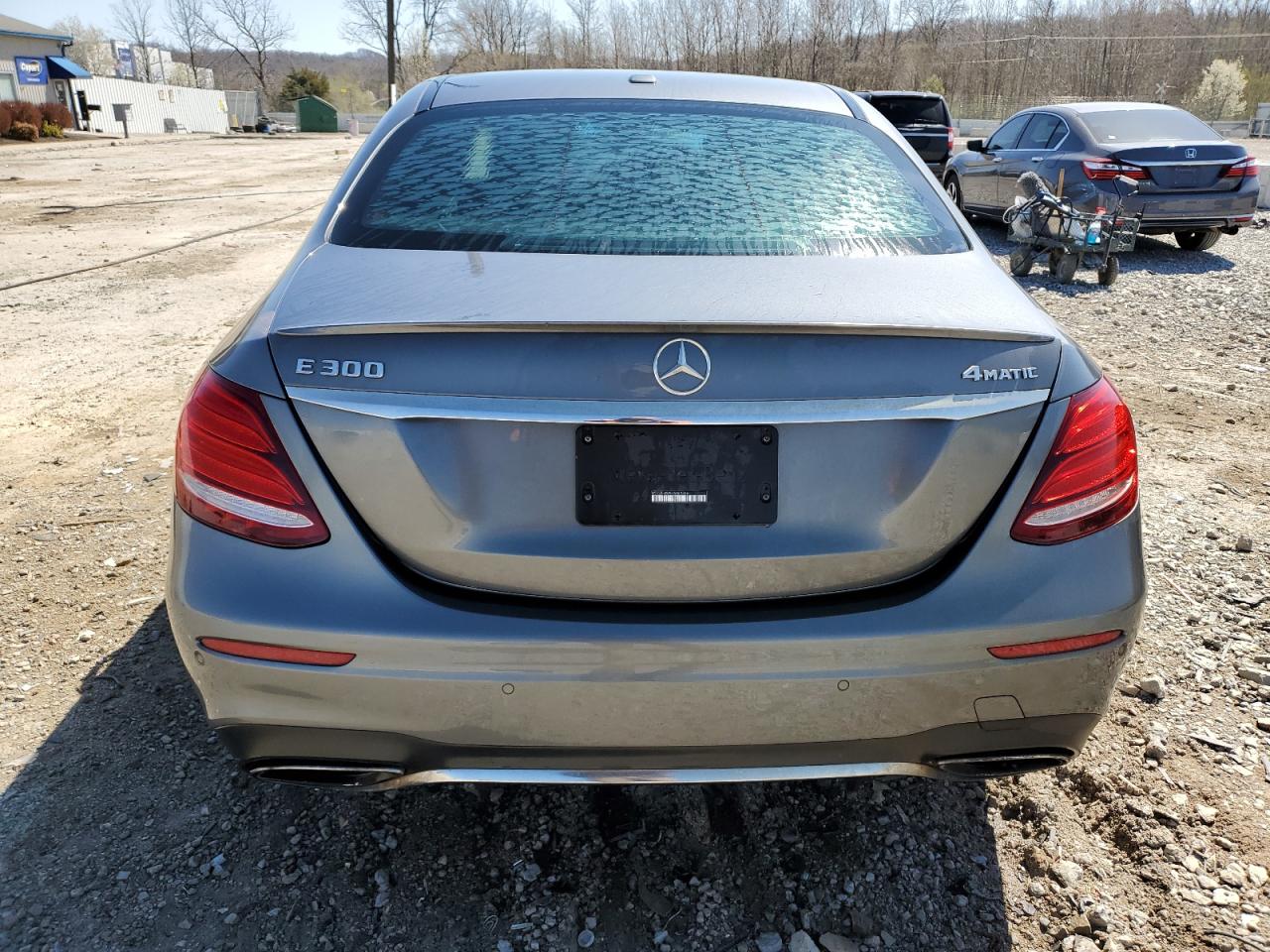 MERCEDES-BENZ E-CLASS 300 4MATIC