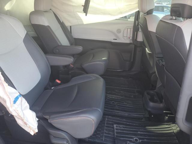2022 TOYOTA SIENNA XSE - 5TDDRKEC0NS112761