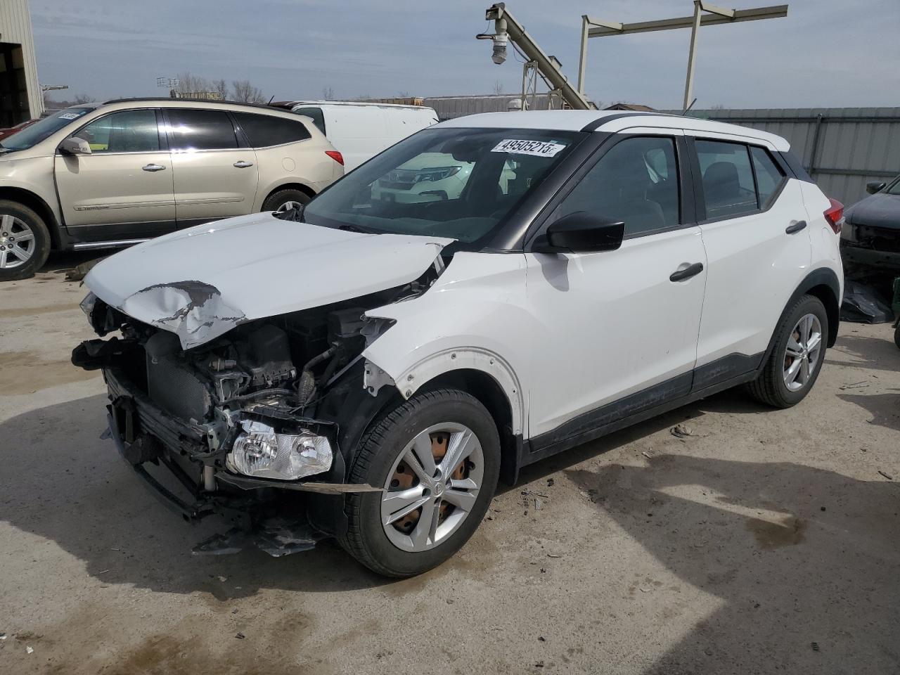 NISSAN KICKS S