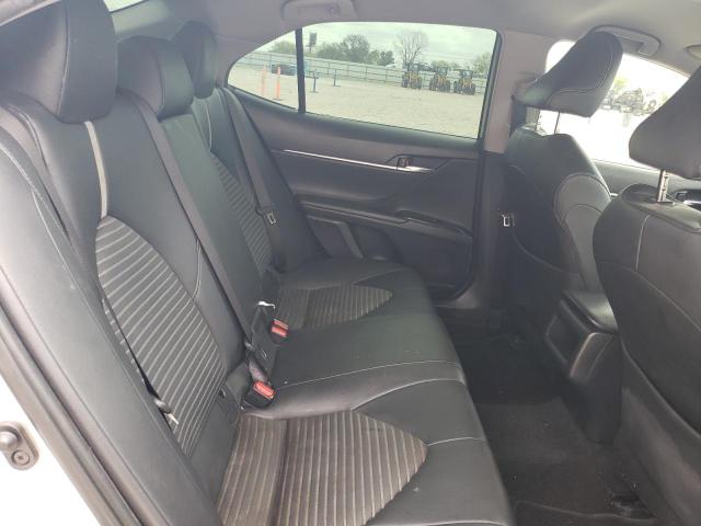 2018 TOYOTA CAMRY L - JTNB11HK0J3036283
