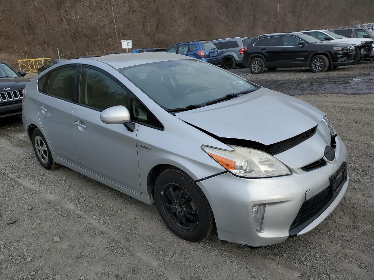 TOYOTA PRIUS