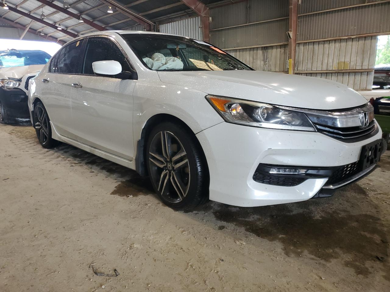 1HGCR2F50HA109020 HONDA ACCORD 2017