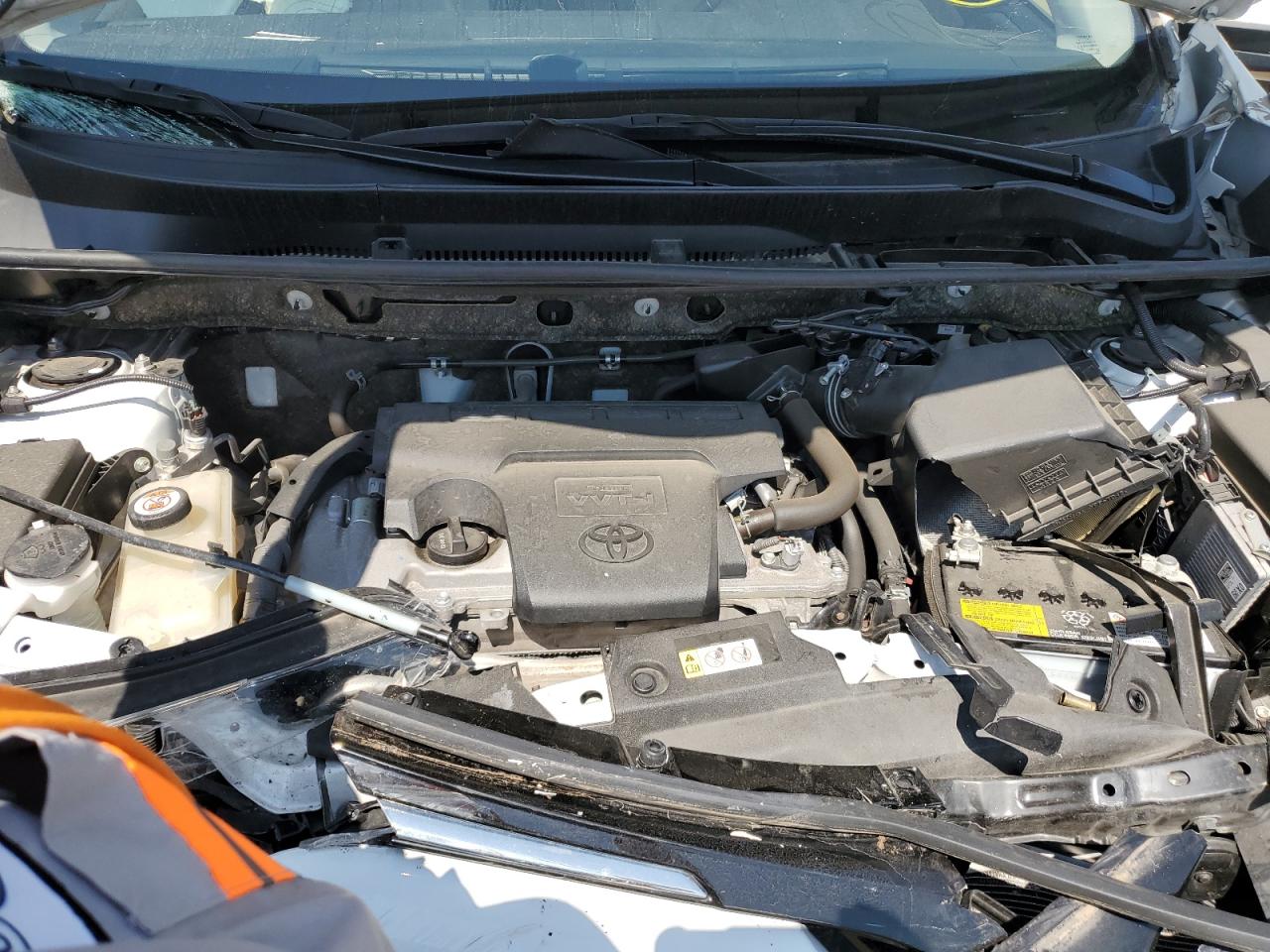 JTMRFREV4JD254142 TOYOTA RAV4 2018