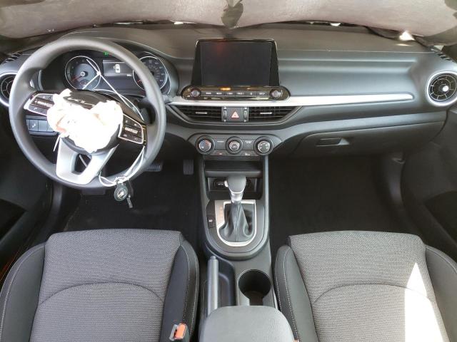 3KPF24AD8PE598062 KIA FORTE LX