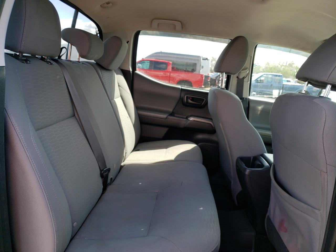 3TMCZ5ANXJM127427 TOYOTA TACOMA 2018