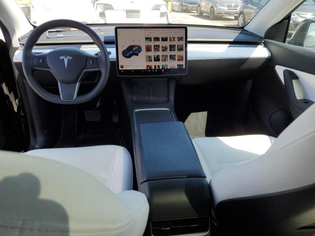 5YJYGAEE9MF158045 Tesla Model Y