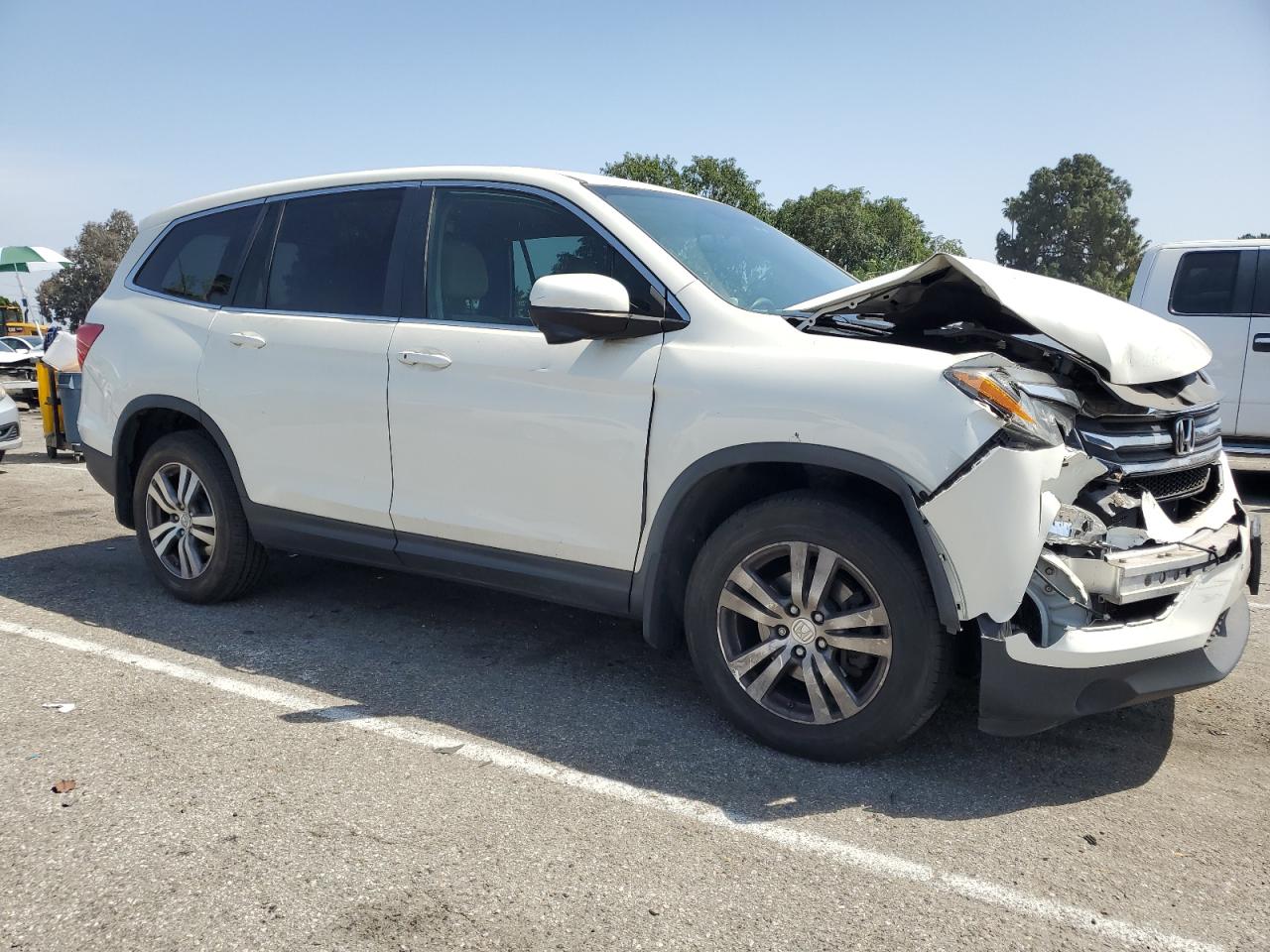 5FNYF6H39GB022318 HONDA PILOT 2016