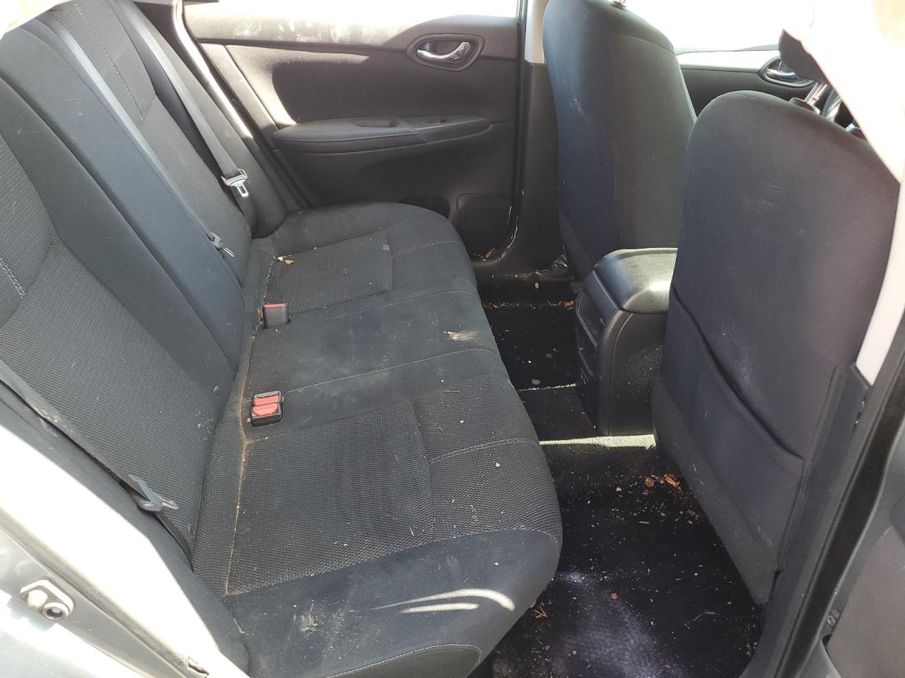 3N1AB7AP2HY328852 NISSAN SENTRA 2017