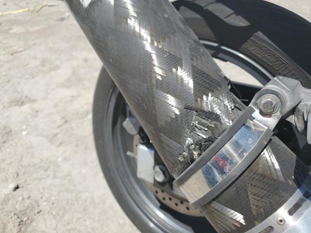 2000 KAWASAKI ZR750 F - JKAZRDF12YA011487