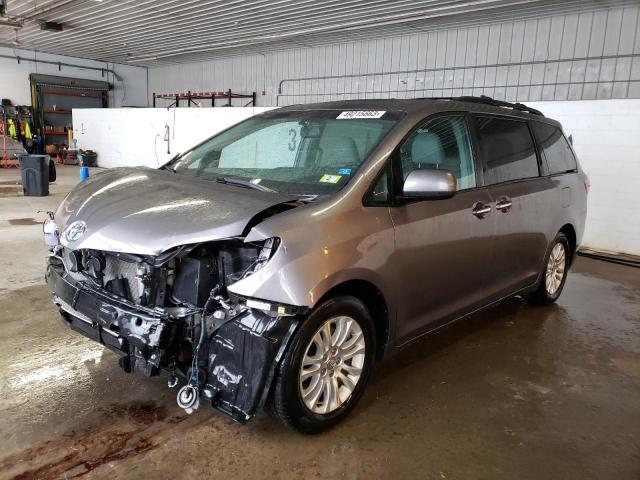 2016 Toyota Sienna XLE