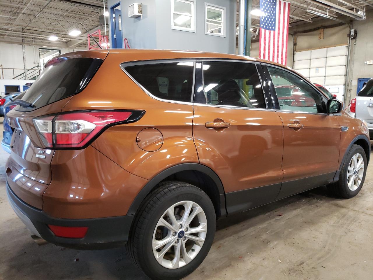 1FMCU0GD5HUB80831 FORD ESCAPE 2017