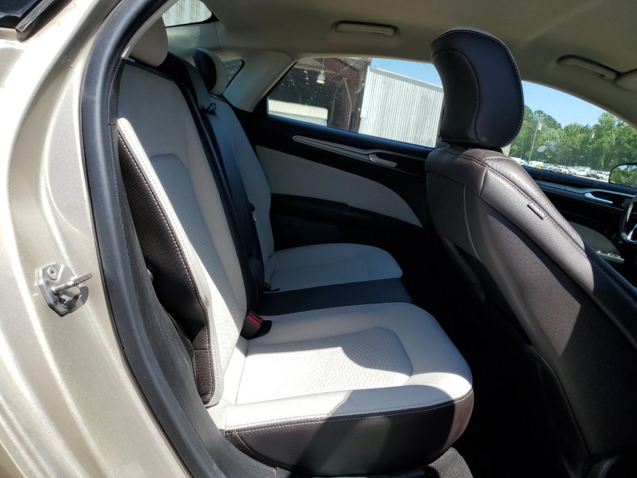 3FA6P0HD1KR280758 FORD ALL Models 2019