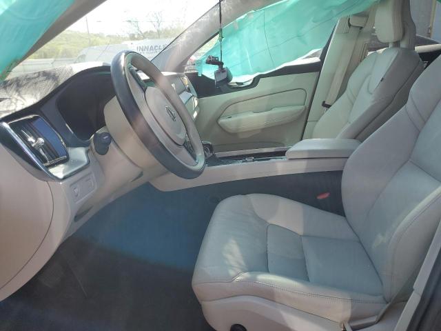 2018 VOLVO XC60 T6 MO YV4A22RK7J1072210