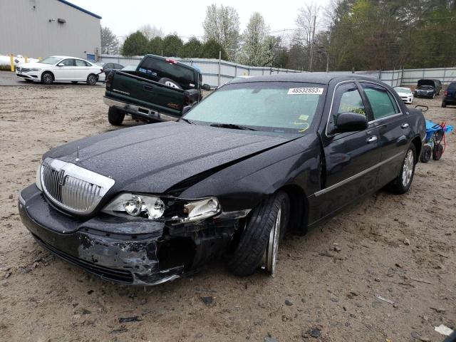 2011 Lincoln Town Car Signature Limited