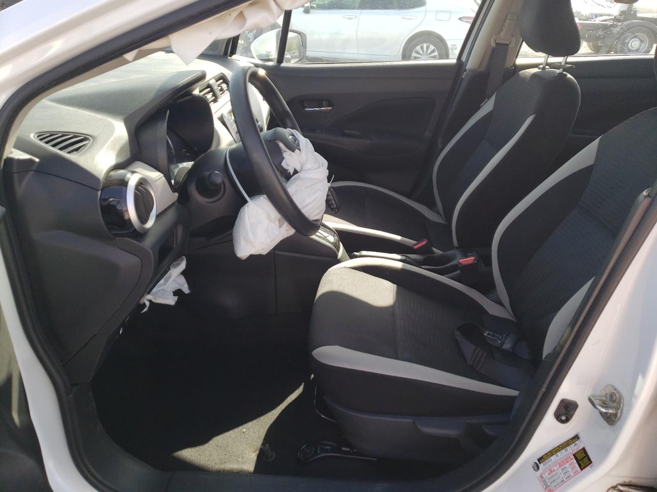 3N1CN8EV4ML882092 NISSAN VERSA 2021