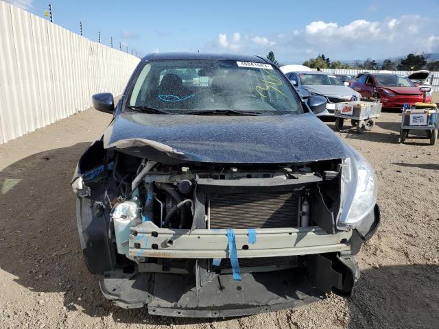 3N1CN7AP3FL833020 Nissan VERSA S