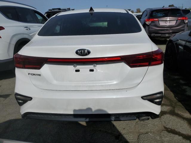 3KPF24AD1ME369394 KIA FORTE FE