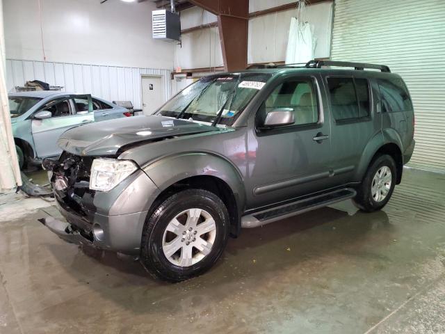 2005 Nissan Pathfinder LE