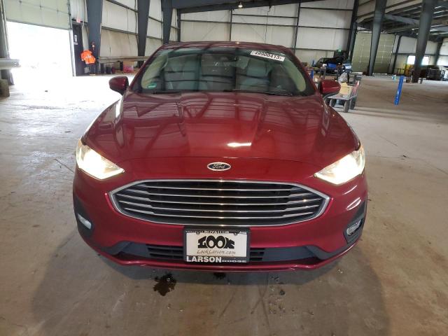 3FA6P0HDXKR116263 Ford Fusion SE 5