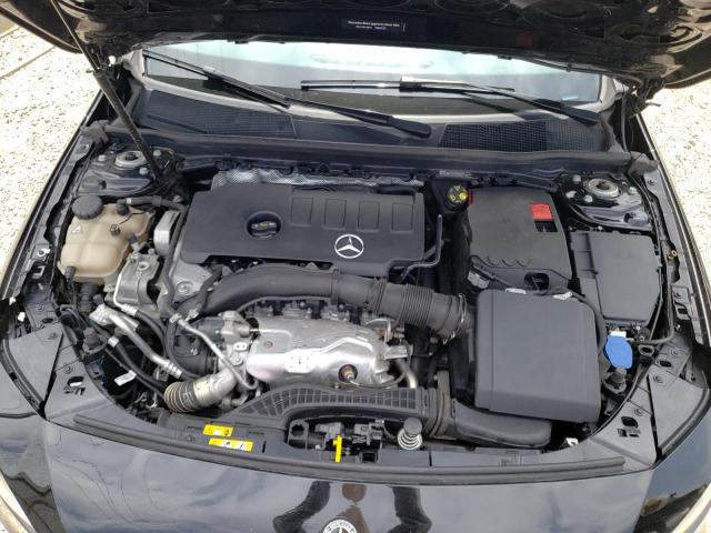 WDD3G4EB3KW010599 Mercedes-Benz A 220