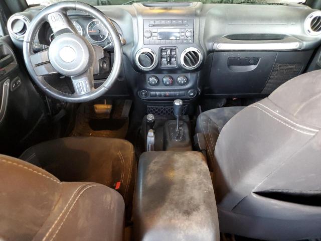 1C4HJWEG1HL728218 Jeep Wrangler Unlimited Sahara