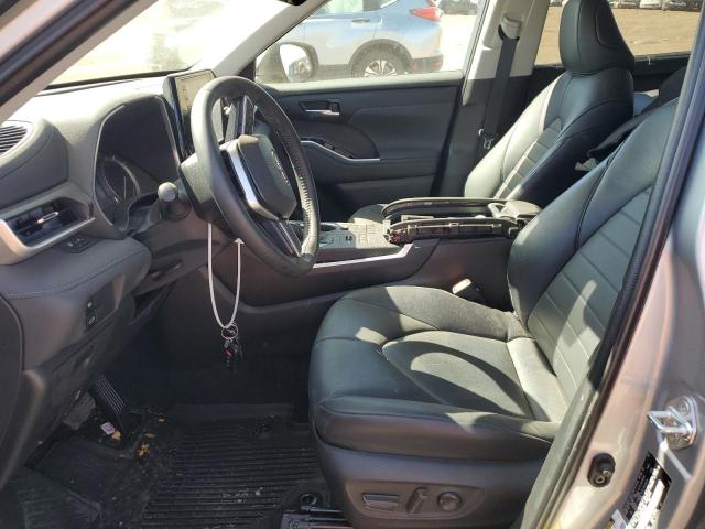 5TDHZRBH0NS230027 Toyota Highlander Xle