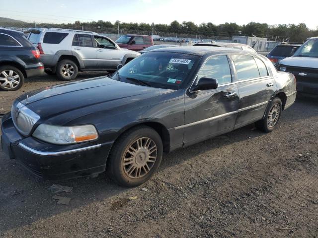 2011 Lincoln Town Car 