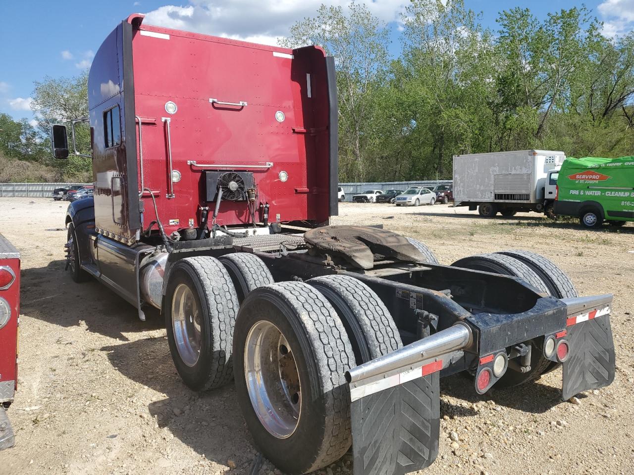 Lot #3240417768 2014 PETERBILT 386