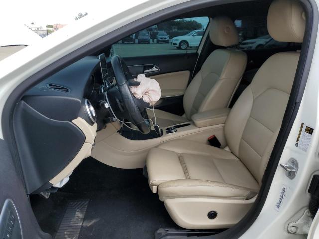 2016 MERCEDES-BENZ GLA 250 - WDCTG4EB3GJ203599