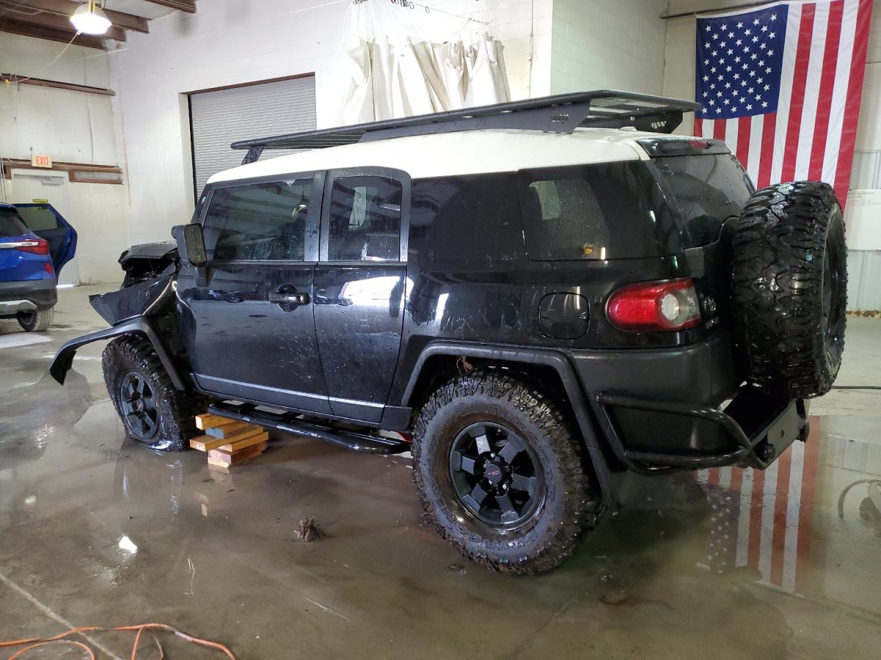 2012 Toyota Fj Cruiser vin: JTEBU4BF4CK116621