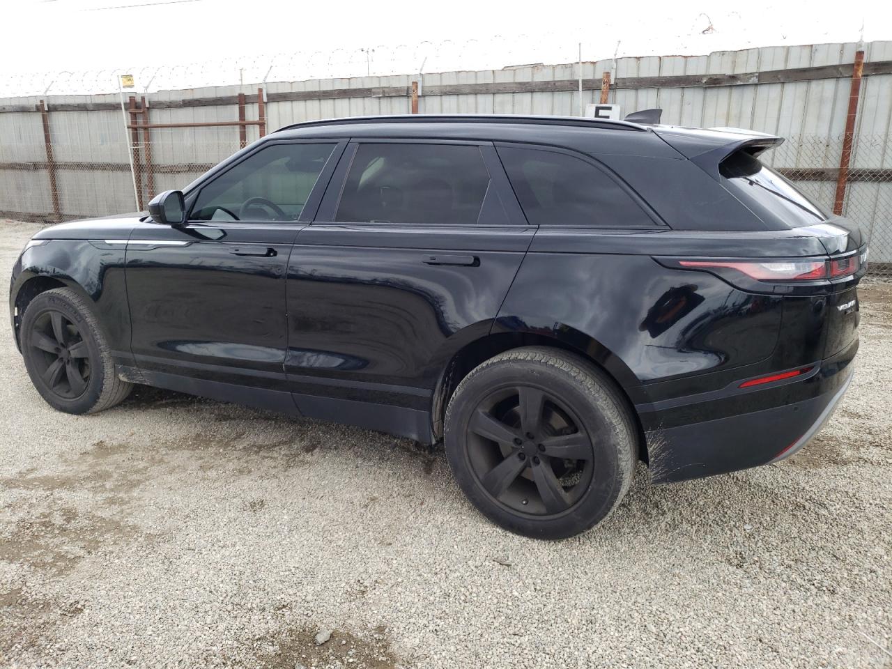 2018 Land Rover Range Rover Velar S vin: SALYB2RN9JA731487