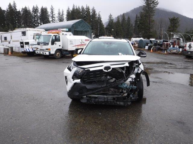 2021 TOYOTA RAV4 XLE - 2T3P1RFV4MW189000
