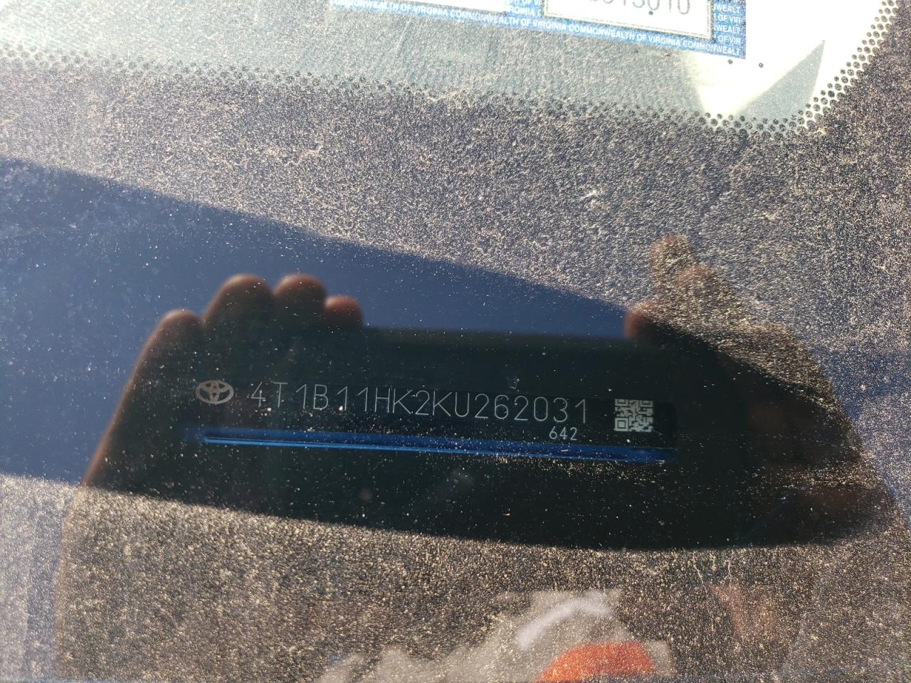 4T1B11HK2KU262031 TOYOTA CAMRY 2019