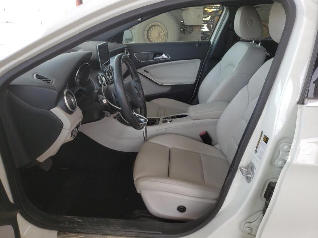 WDCTG4GB8HJ320402 Mercedes-Benz Gla 250 4matic