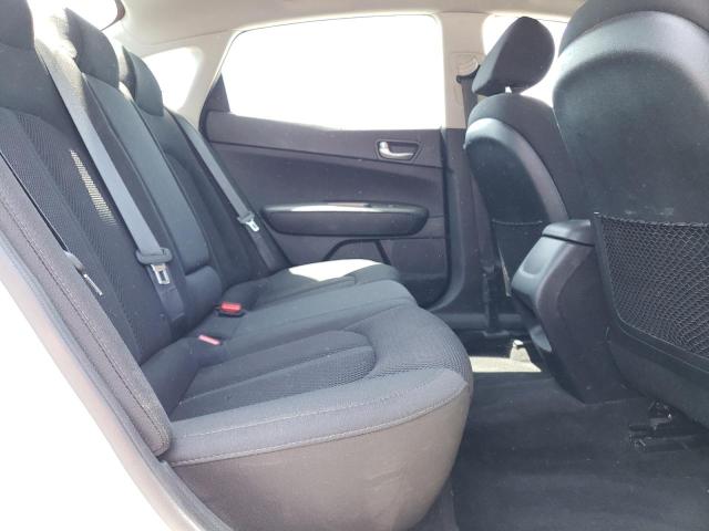 5XXGT4L30KG339653 KIA Optima Lx