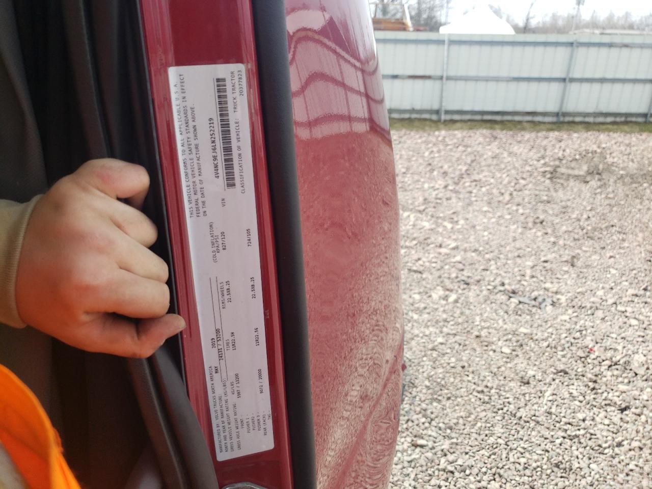 Lot #3291328158 2020 VOLVO VN VNL