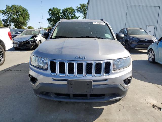 1C4NJDBB7GD552011 Jeep Compass Sport