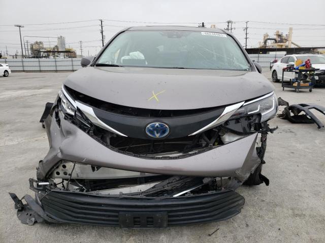 5TDJRKEC0MS008935 Toyota SIENNA XLE