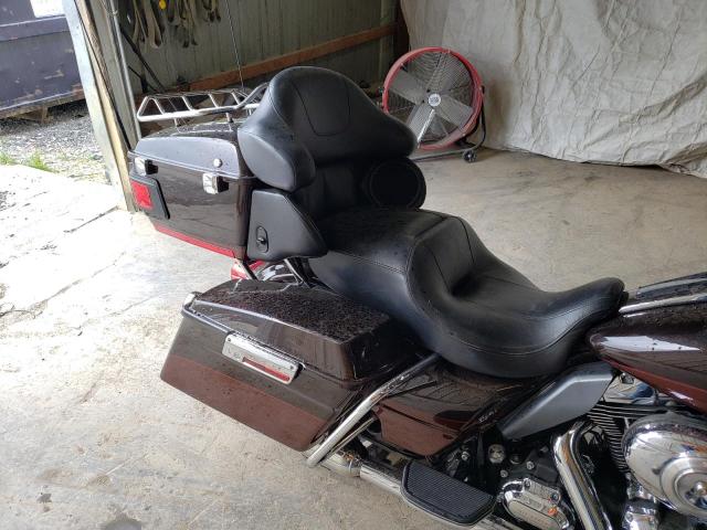 2011 HARLEY-DAVIDSON FLHTK - 1HD1KEM1XBB655786