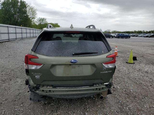 JF2SKAUC8KH524726 Subaru Forester Limited