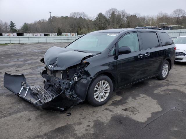 2016 Toyota Sienna XLE