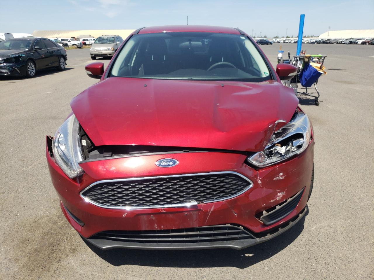 1FADP3K21HL319677 FORD FOCUS 2017