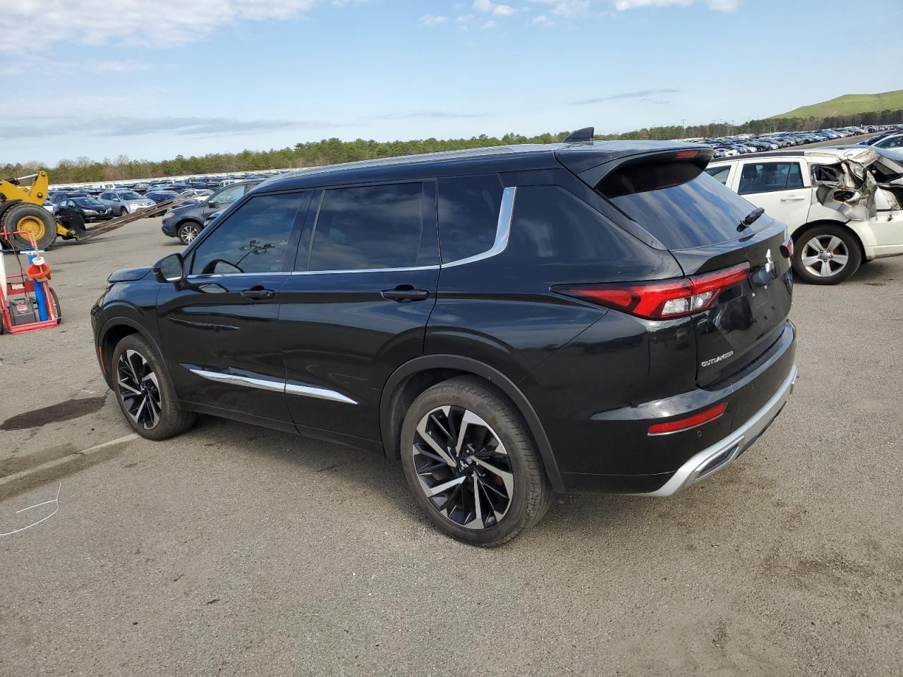 JA4J4VA8XNZ041677 MITSUBISHI OUTLANDER 2022