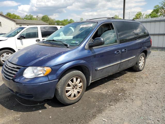 2005 Chrysler Town & Country Touring