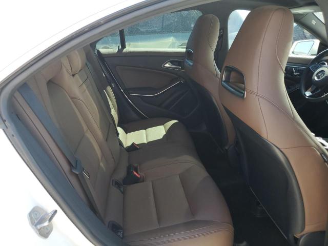 WDDSJ4EB1JN643944 Mercedes-Benz CLA 250